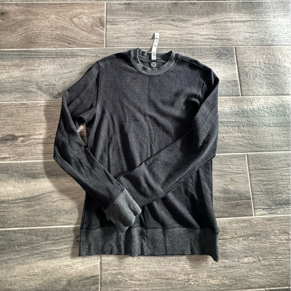 Lululemon crew neck